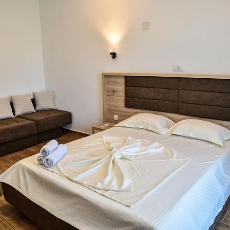 Hotel Casa Sinani à Ulcinj Extérieur photo