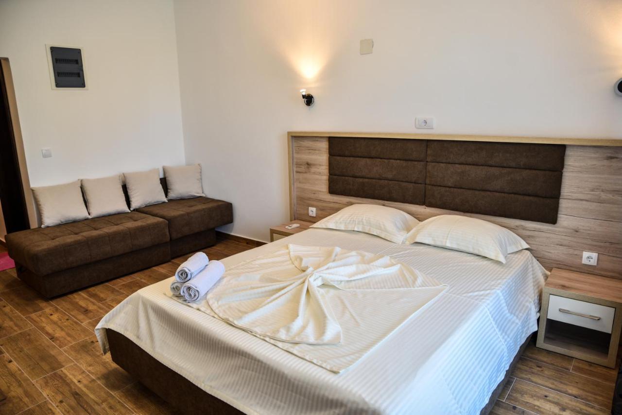 Hotel Casa Sinani à Ulcinj Extérieur photo
