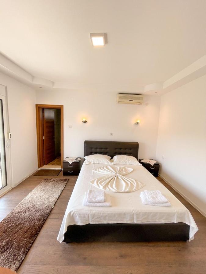 Hotel Casa Sinani à Ulcinj Extérieur photo