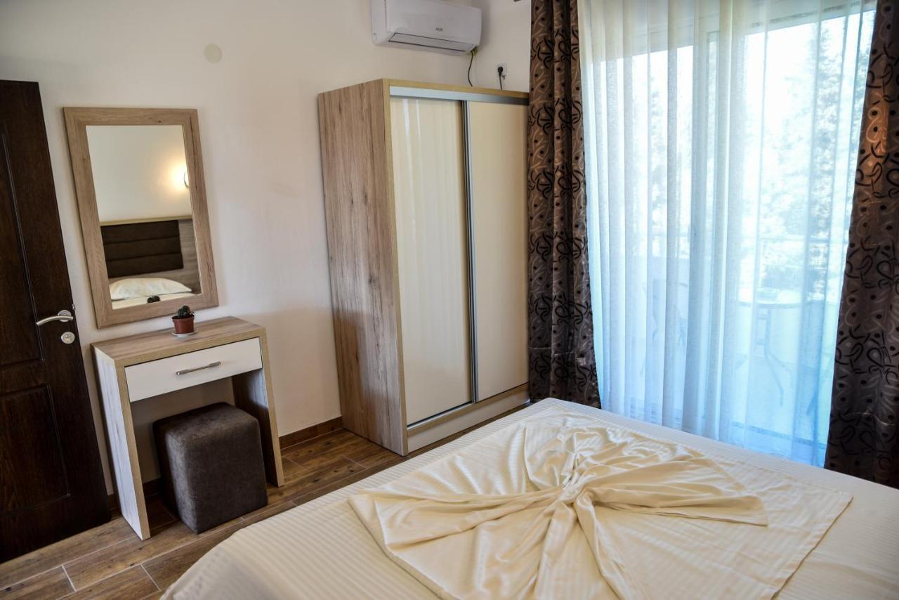 Hotel Casa Sinani à Ulcinj Extérieur photo