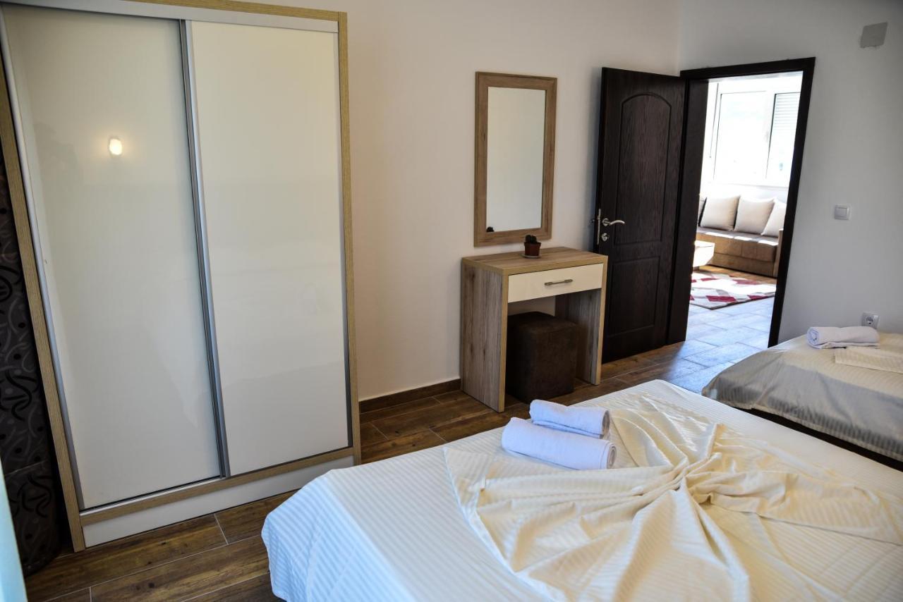 Hotel Casa Sinani à Ulcinj Extérieur photo