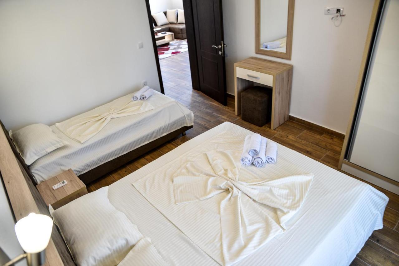 Hotel Casa Sinani à Ulcinj Extérieur photo